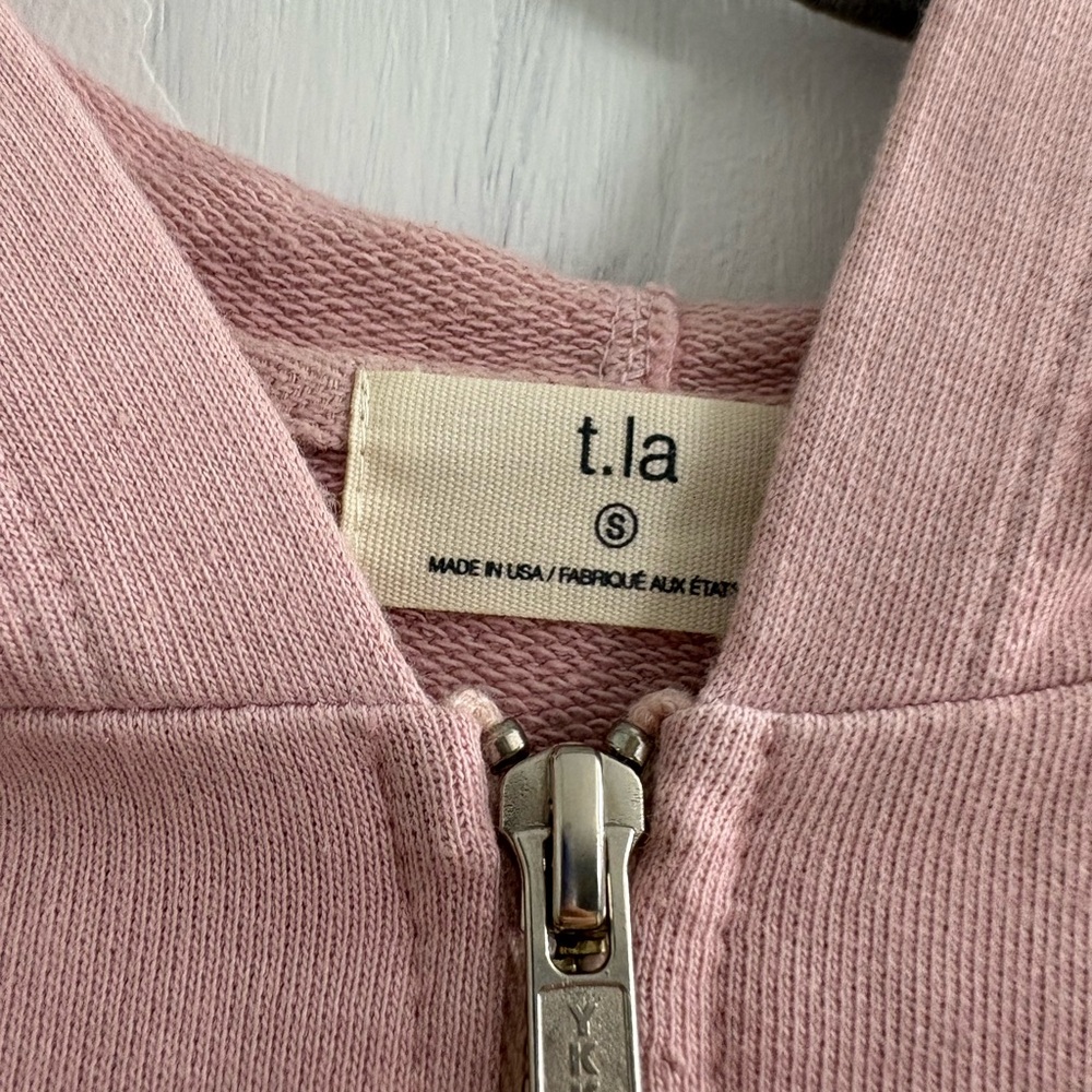 NWOT Anthropologie t.la Pink Cropped Hoodie - Picture 3 of 4